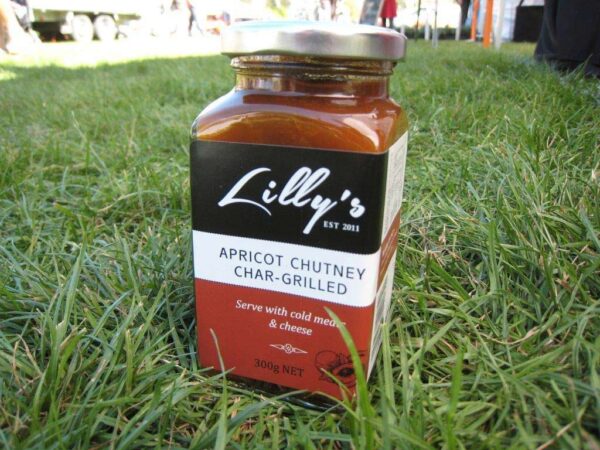 Lilly's Chargrilled apricot chutney